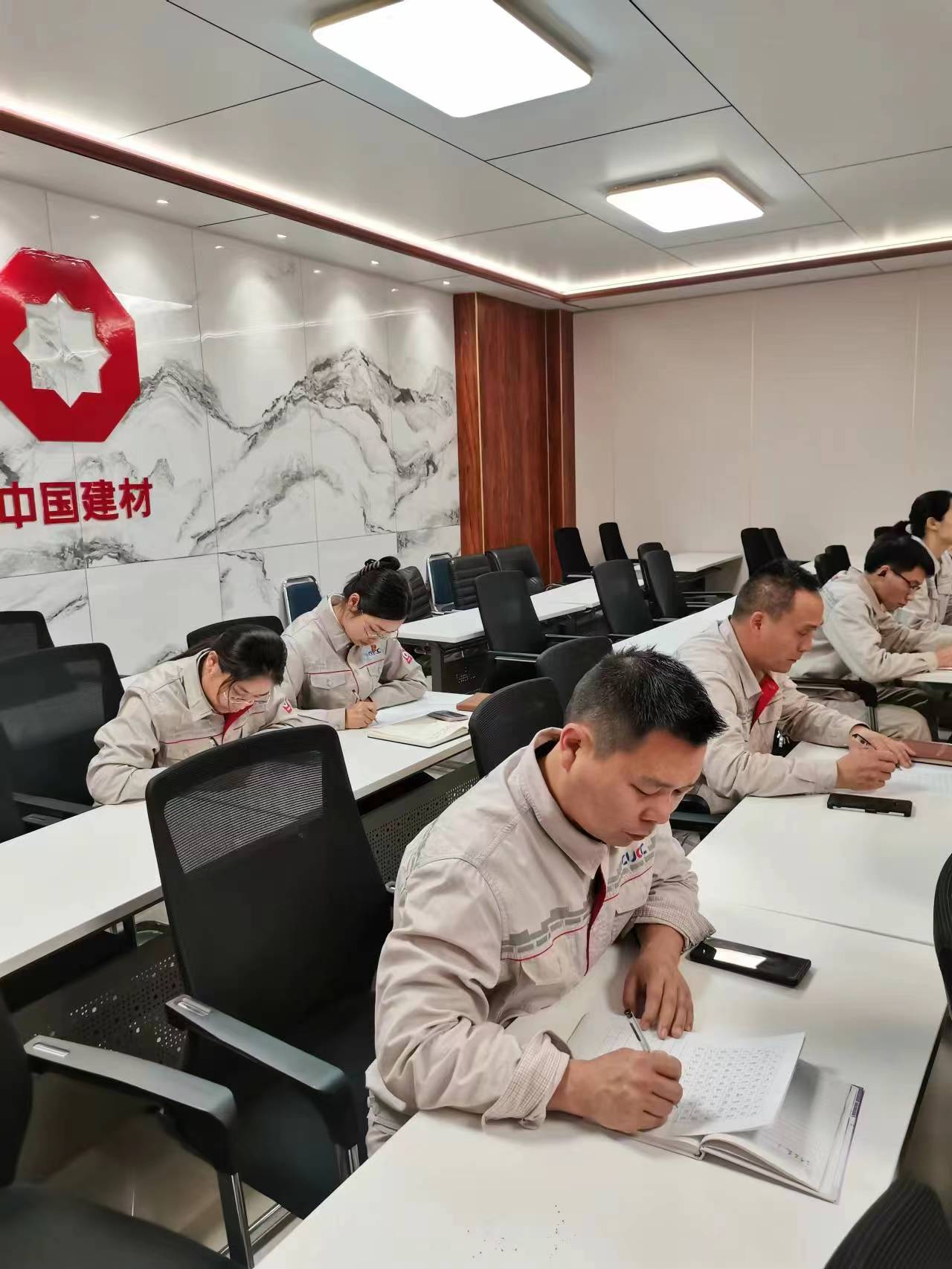 微信图片_20240420080026.jpg